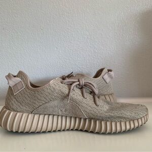 Adidas Yeezys Boost 350 V2